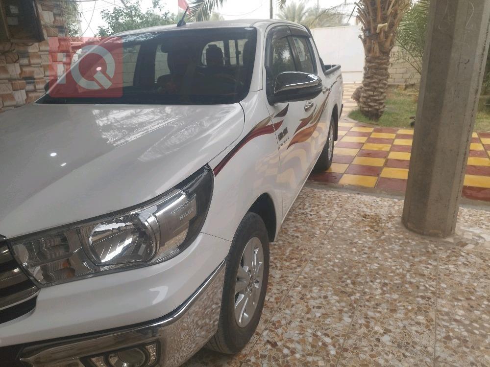 تويوتا هايلوكس